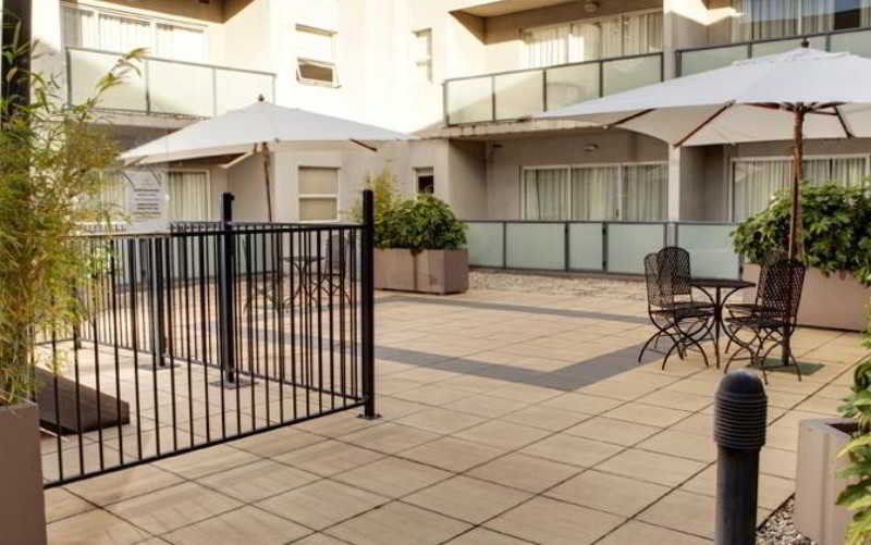Punthill Burwood Aparthotel ภายนอก รูปภาพ