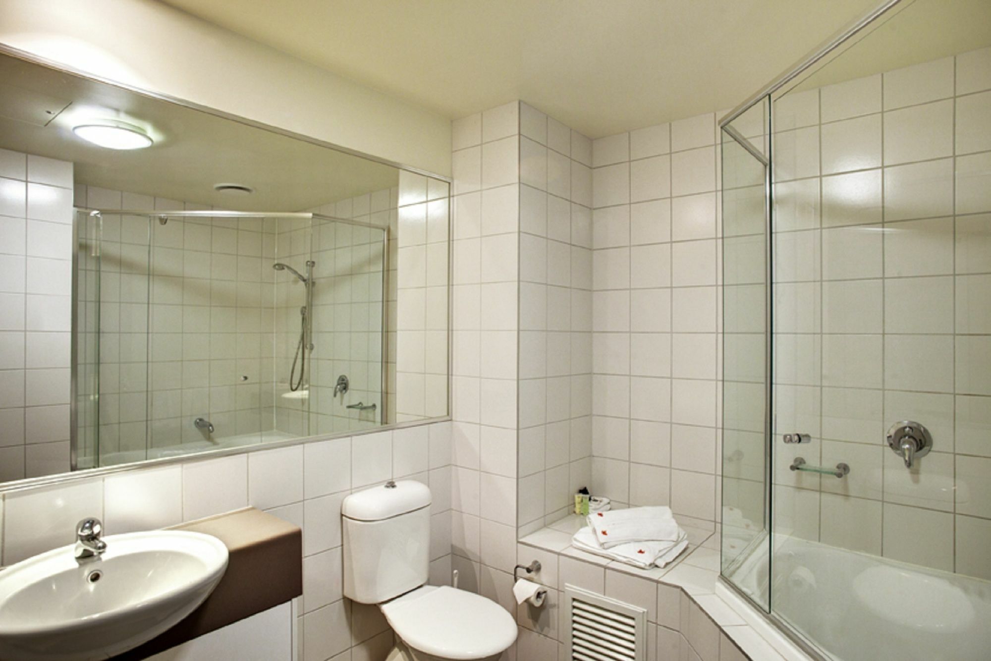 Punthill Burwood Aparthotel ภายนอก รูปภาพ