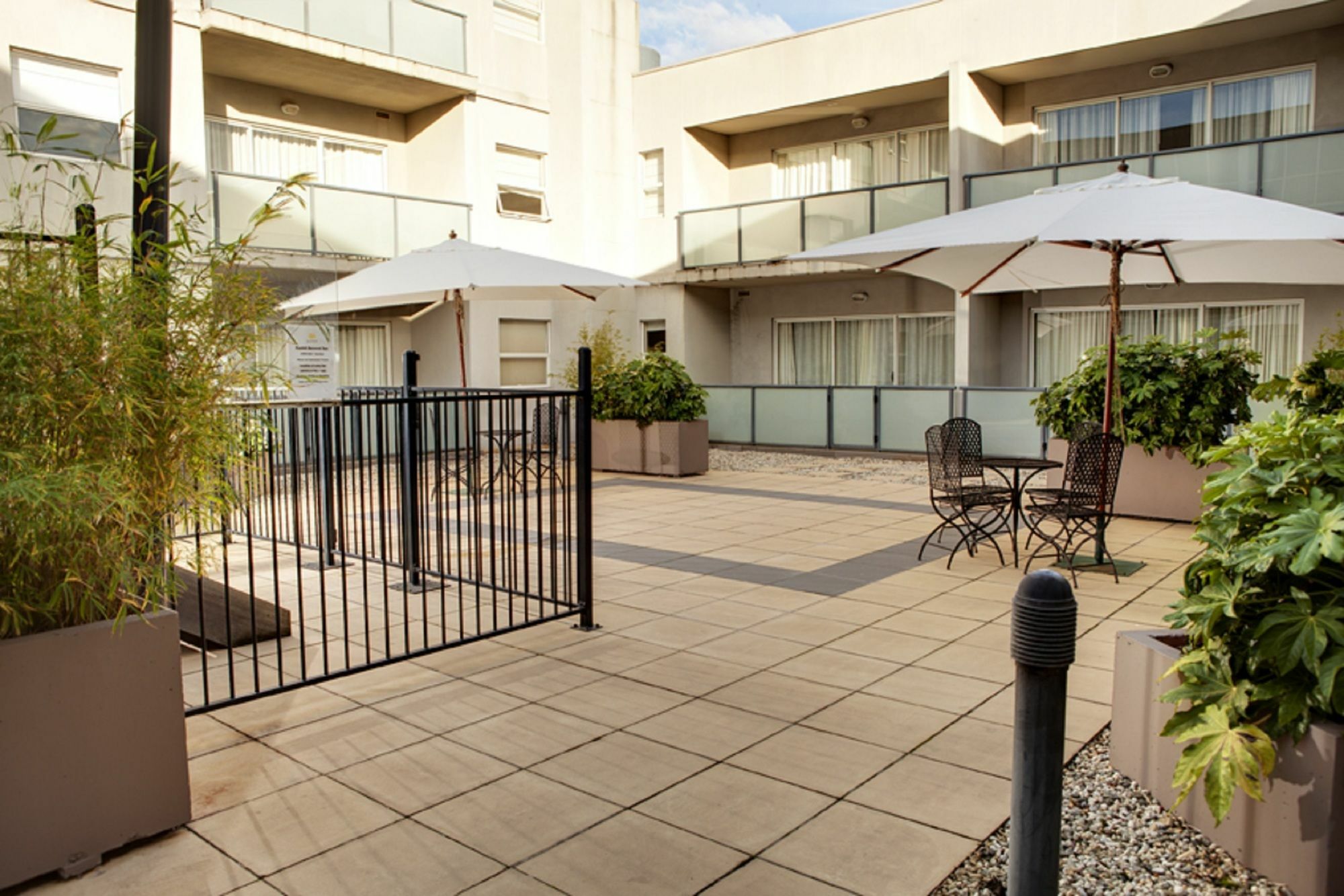 Punthill Burwood Aparthotel ภายนอก รูปภาพ