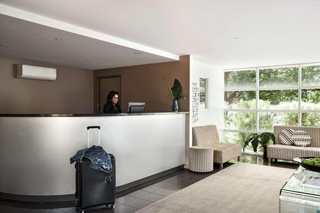 Punthill Burwood Aparthotel ภายใน รูปภาพ